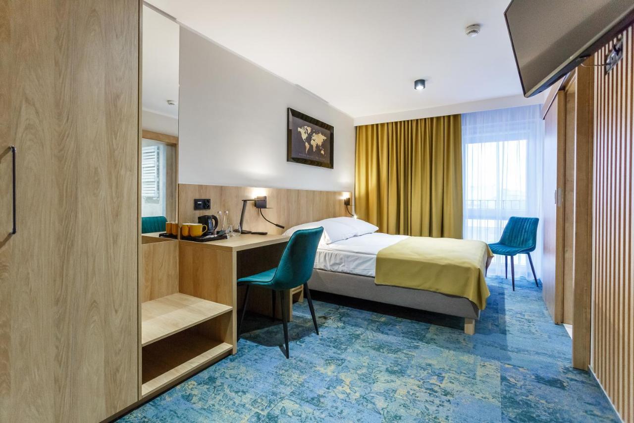 Hotel Gromada Łomża エクステリア 写真