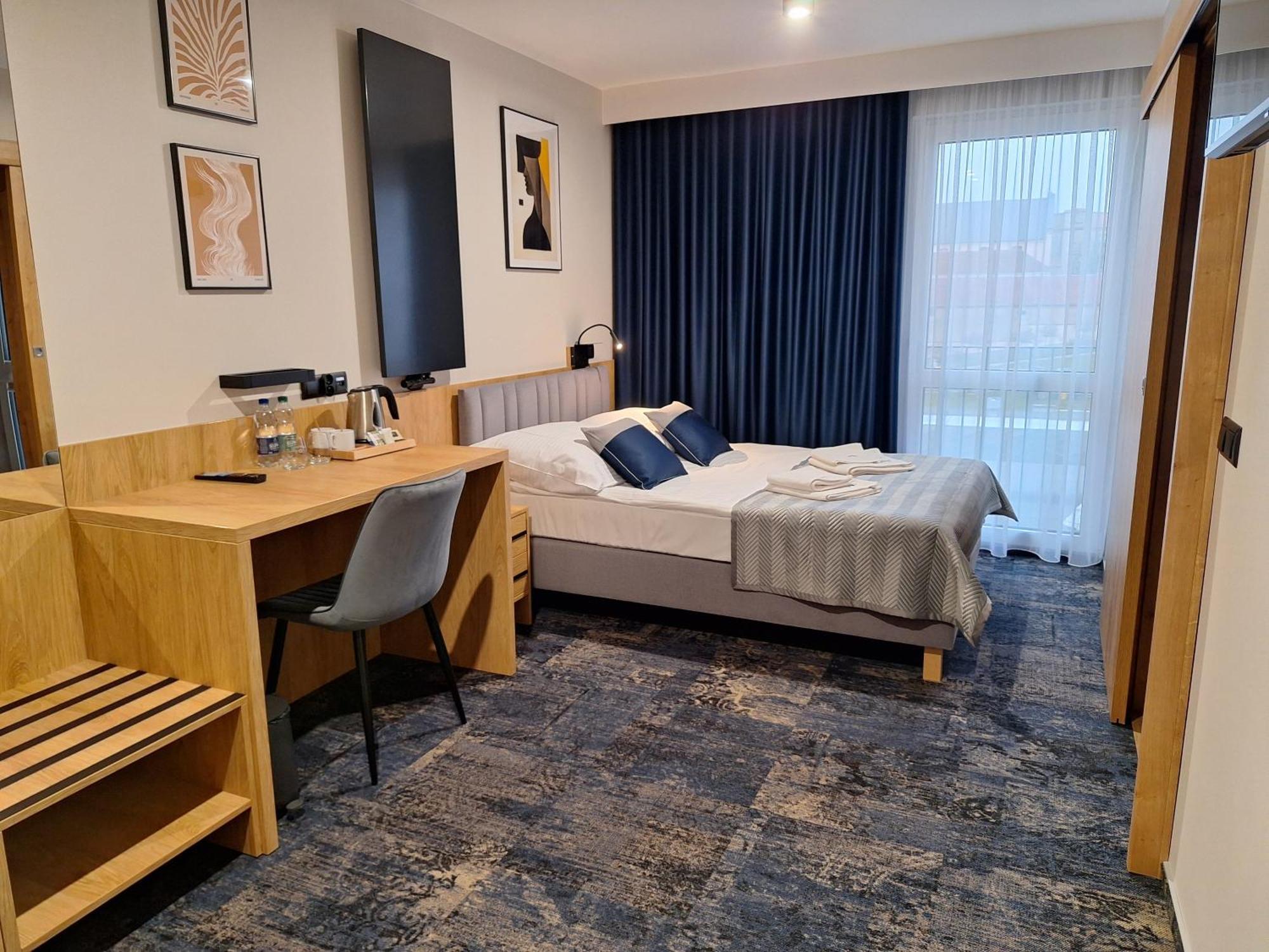 Hotel Gromada Łomża エクステリア 写真