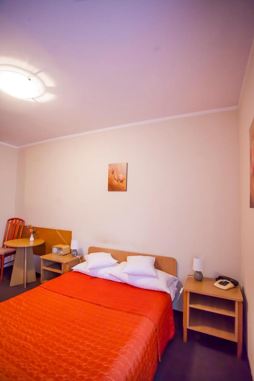 Hotel Gromada Łomża エクステリア 写真