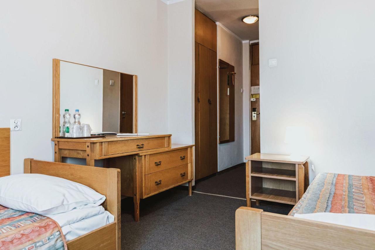 Hotel Gromada Łomża エクステリア 写真